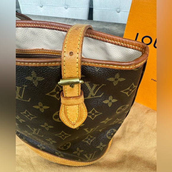Louis Vuitton Petite bucket monogram - Picture 4 of 16